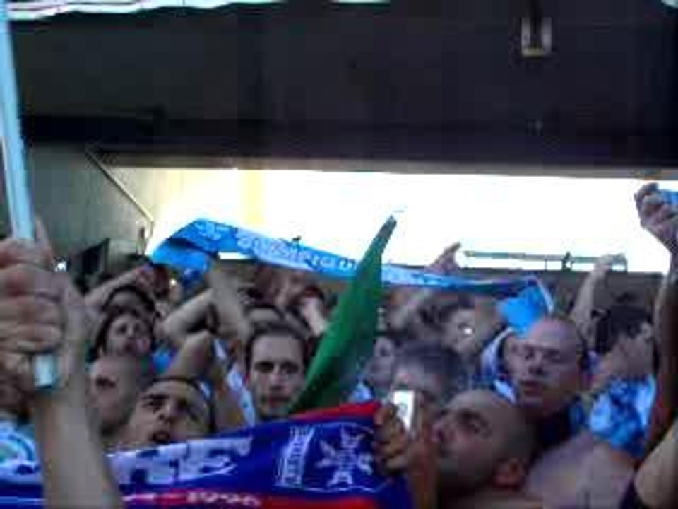 Fumi + Chants