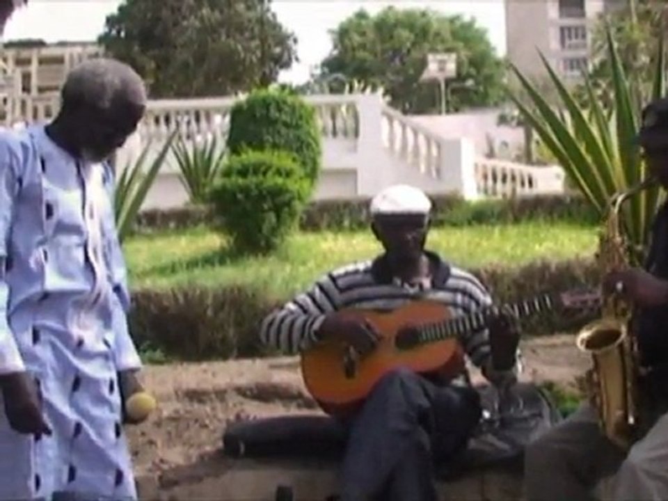 Ablaye Thiossane - "EPK" [English]