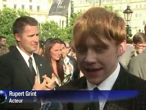 Bravant une météo anglaise, des milliers de fans ont clôturé dans le faste et l'émotion la saga Harry Potter, lors de l'avant-première mondiale jeudi à Londres du dernier film de la série