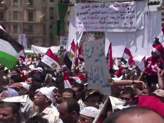 Thousands press for further reform in Egypt