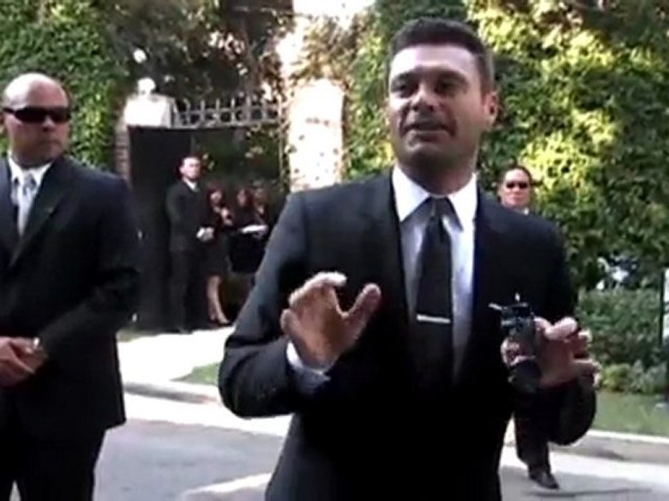 Exklusiv: ryan seacrest weitet seinen zuhörer-kreis aus