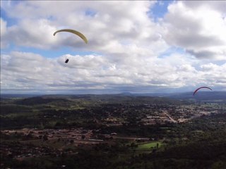 PRIMEIRO VOO DE PARAPENTE DA GABRIELA PRIMAVERA