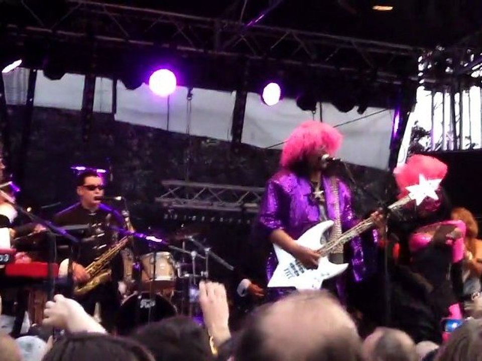 Bootsy Collins - Live @ LaPlage Glazart (2011-07-08)