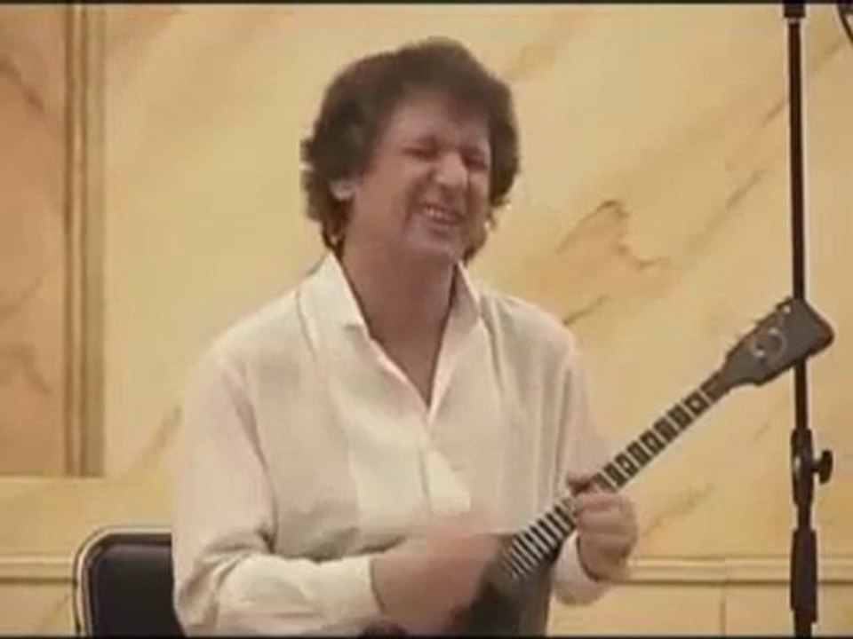 Unglaubliche Balalaika Künste