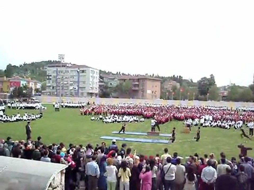 Rami İÖO Jimnastik Takımı Gösterisi 23 Nisan Çocuk Bayramı (2008)