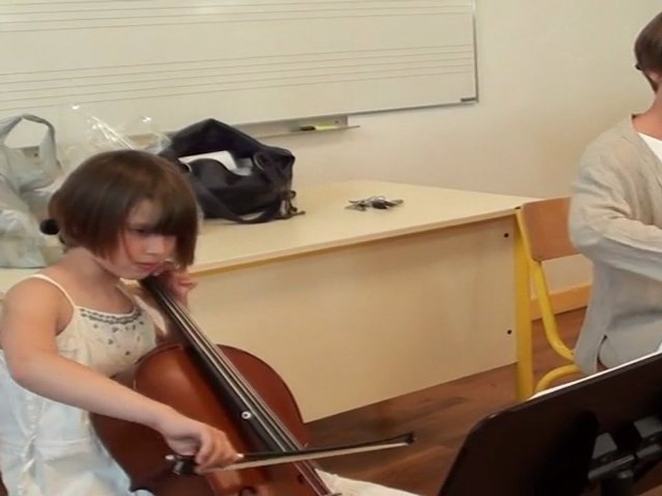 Concert de violoncelle de Marie juillet 2011 "Etude de Bréval"