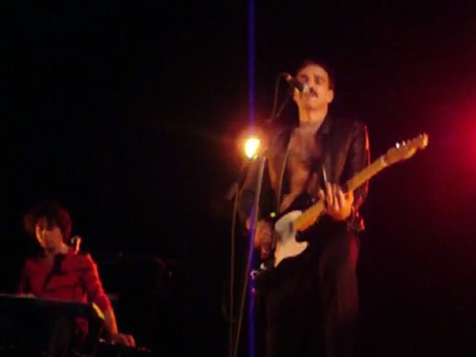 DIMONE au  FESTIVAL PAUSE GUITARE  ALBI le 7 JUILLET 2011