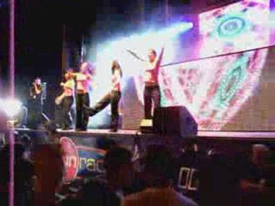 Fun Party Tour 2009-5