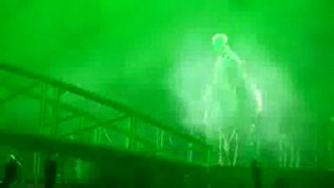 U2 360 Berlin 2009-07-18 Sunday Bloody Sunday