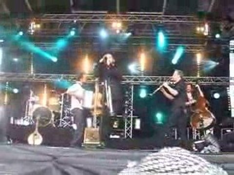 Debout sur le zinc - Poil aux yeux @ LaSemo 2009