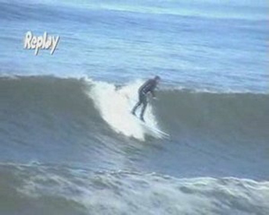 La Torche Longboard Bottom turn