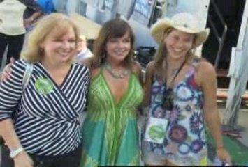 Sara Evans and Soapnet - Studs in a Bucket?