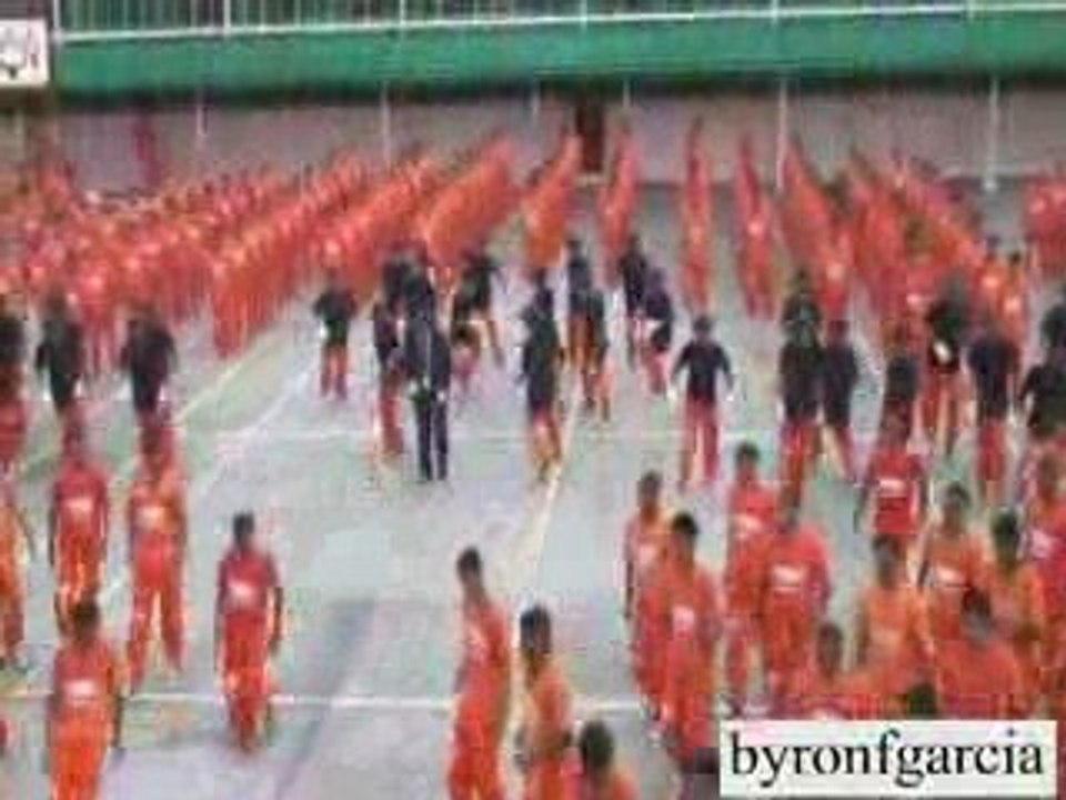 Les Prisonniers dansent sur Dangerous De M.J !!