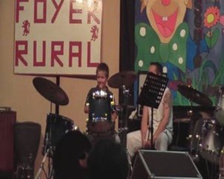 Foyer Rural, batterie avec Victor, (ACDC)