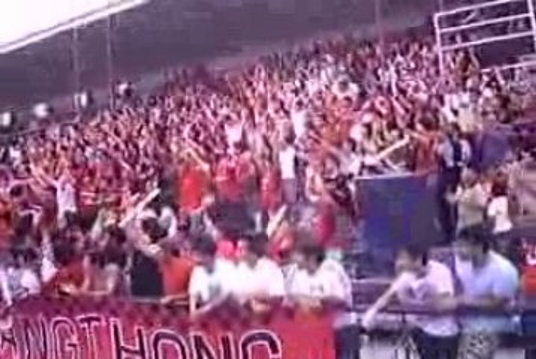 Ultras Muangthong - Thai football fans