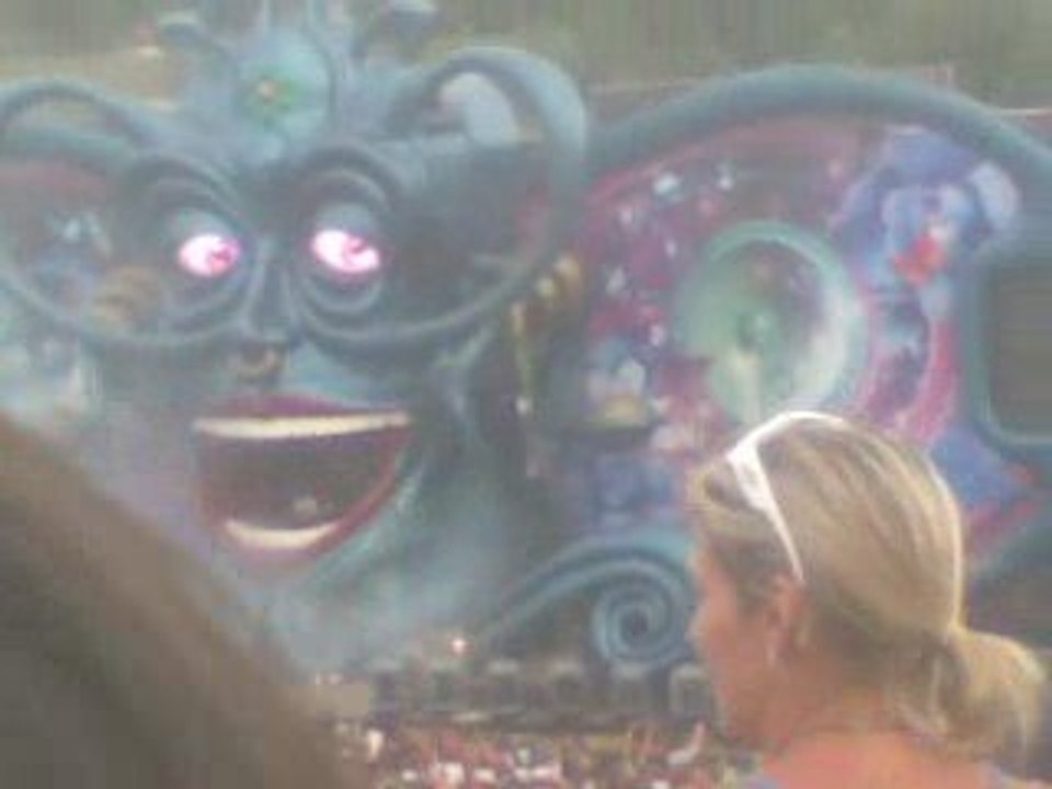 John Dahlbäck - Op - Tomorrow Land