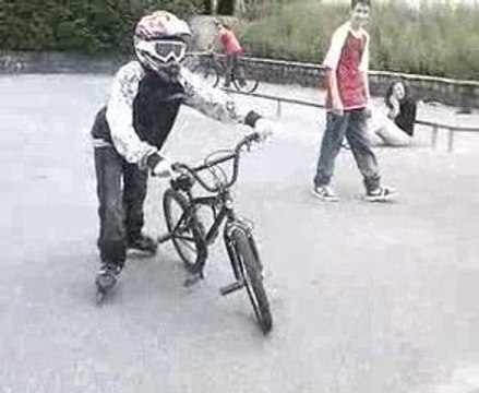 enchenement de gamelle puis colision