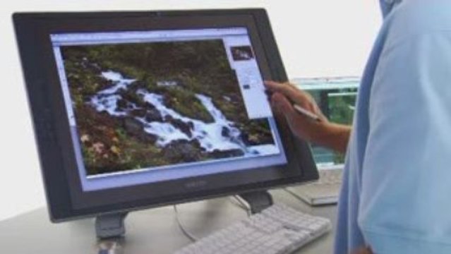 WACOM PEN TABLETS & DISPLAYS