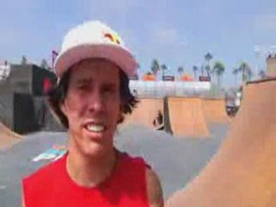 Dhers unveils the "Cash Roll" at Nike 6.0 HB BMX Pro