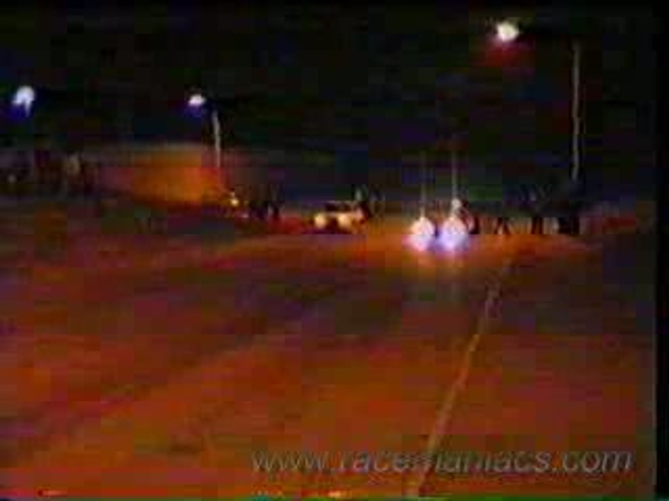 205 GTi vs BMW Alpina B10 BiTurbo