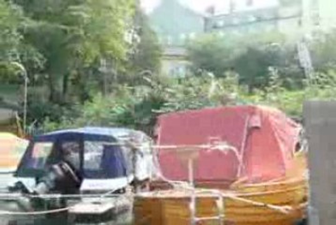 bateau sur l'eau...