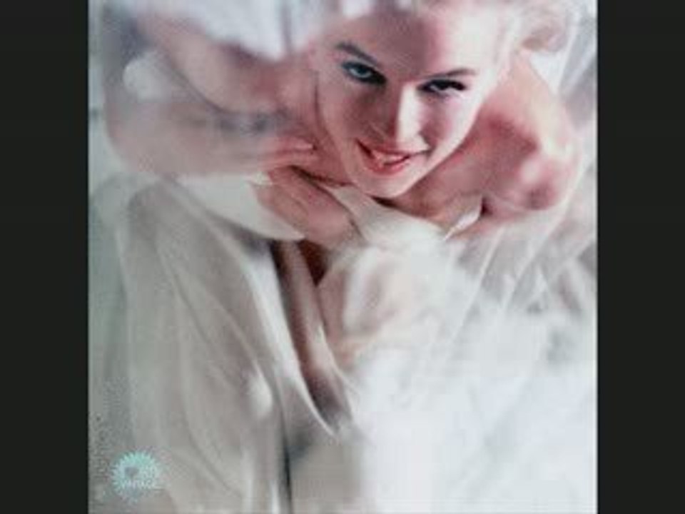 Marilyn Monroe by loufont22