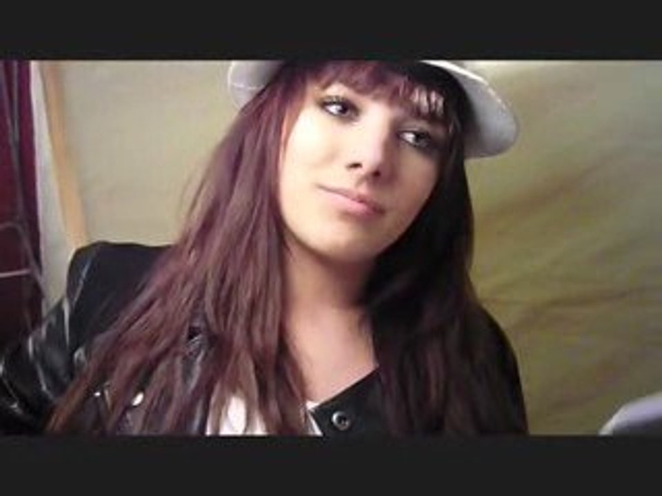 Ewa Farna - interview 26.07,2009 Warszawa Hity na czasie