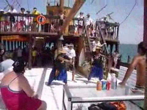 Djerba !! Sur le bateau pirates! Danse des pirates, Omar...