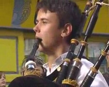 Triomphe sonneurs au Festival de Cornouaille à Quimper