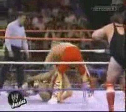 The Rockers (WWF Debut) vs. 2 Jobber