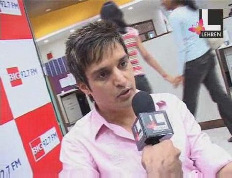 Actor Jimmy Shergil in Haste Haste