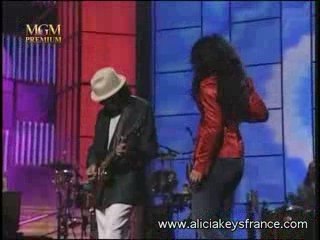 Alicia Keys and Santana - Black Magic Woman (Live Fashion)