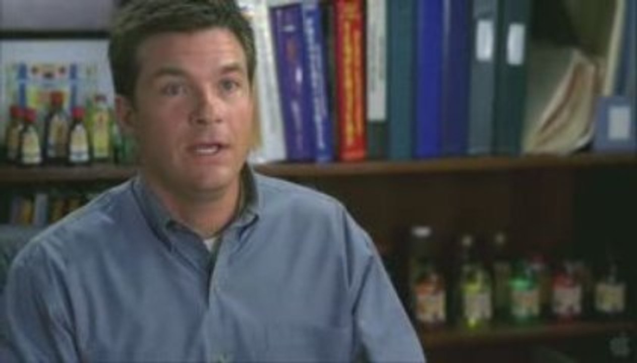 Extract - Jason Bateman & Mila Kunis Scene
