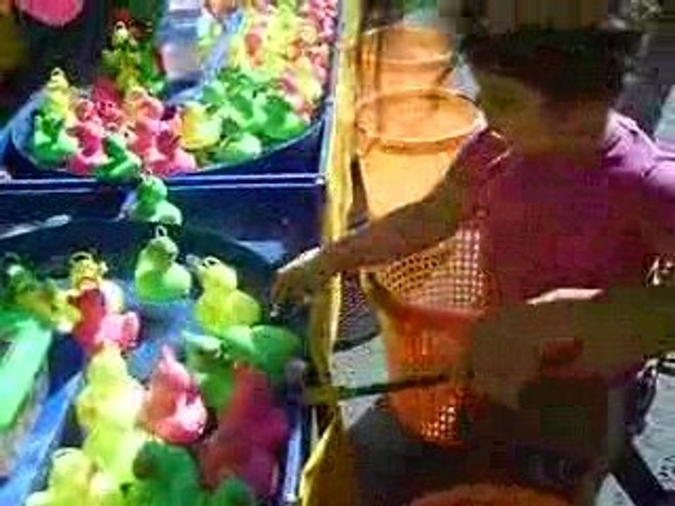 marraine caro et louna a la peche aux canards