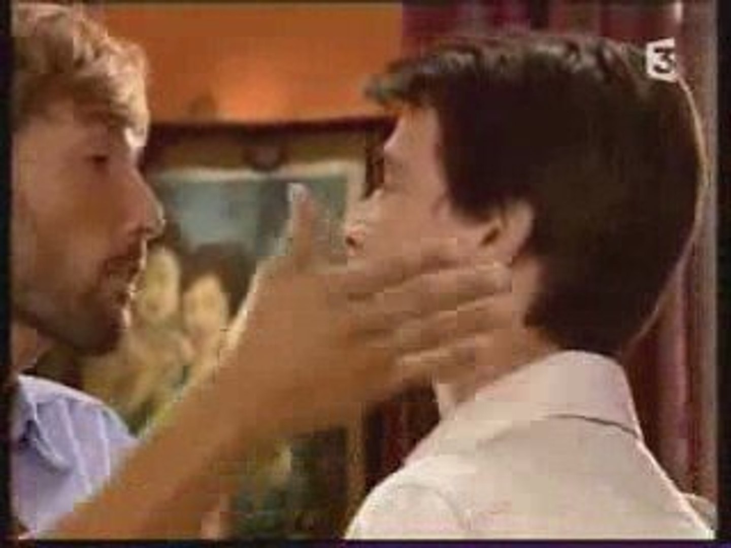 Florian Esteve Plus Belle La Vie PBLV: retomber amoureux: Florian et Thomas - Vidéo Dailymotion