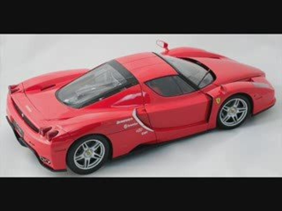 FERRARI ENZO Test Car par Kyosho 1/12