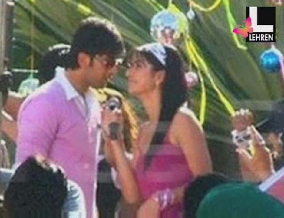 Possesive Deepika