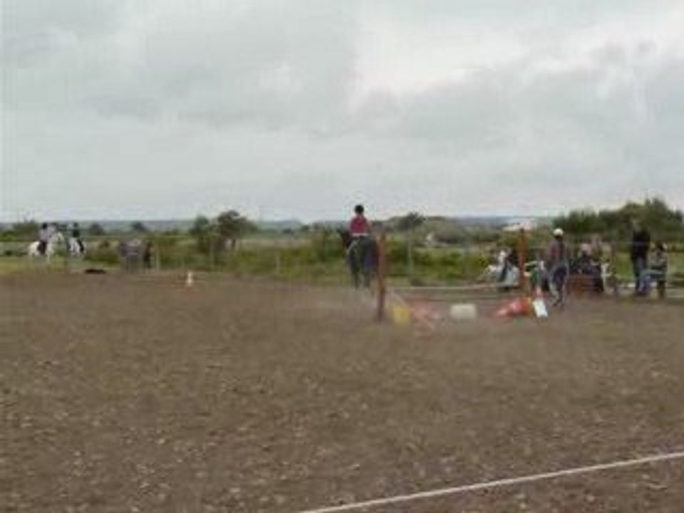 mon 1 er concour de saut !!!