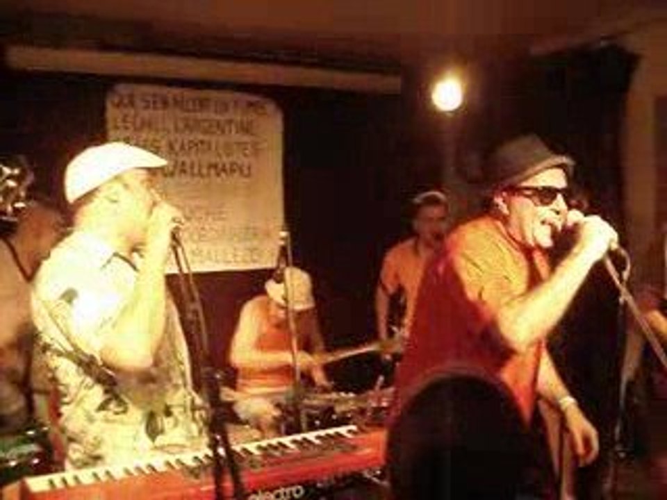 chico trujillo à Paris Alimentation G.