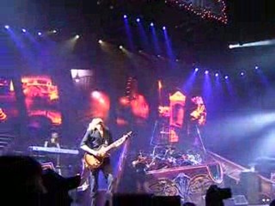 Pink - Just Like A Pill (live Genève 21/03/09)