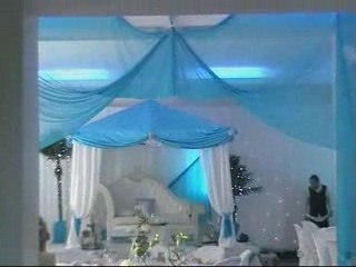 Décoration et organisation d'un mariage orientale avec trône