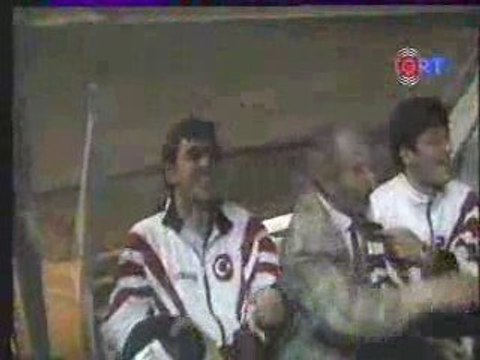 Hakan şükür italyanca