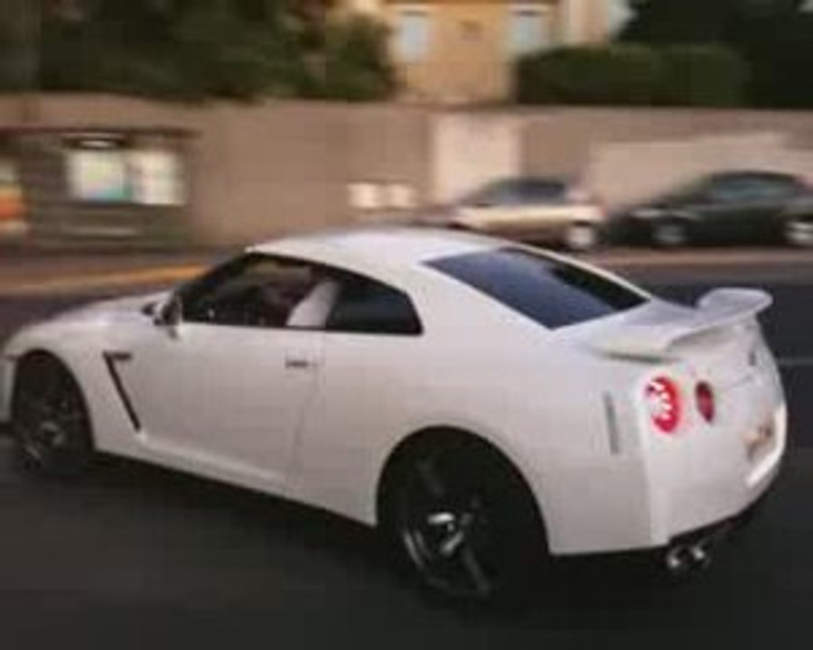 NISSAN GTR 5
