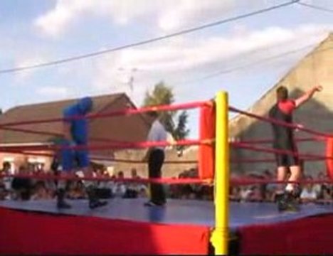 Somain-ducasse de Villers-Campeau -le match de catch (1)