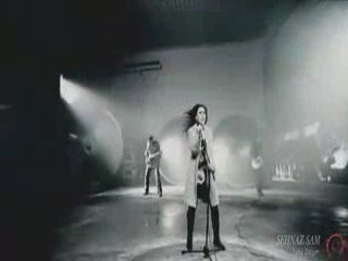 Şehnaz Sam - Aşka Düşer (www.ineboluda.com)