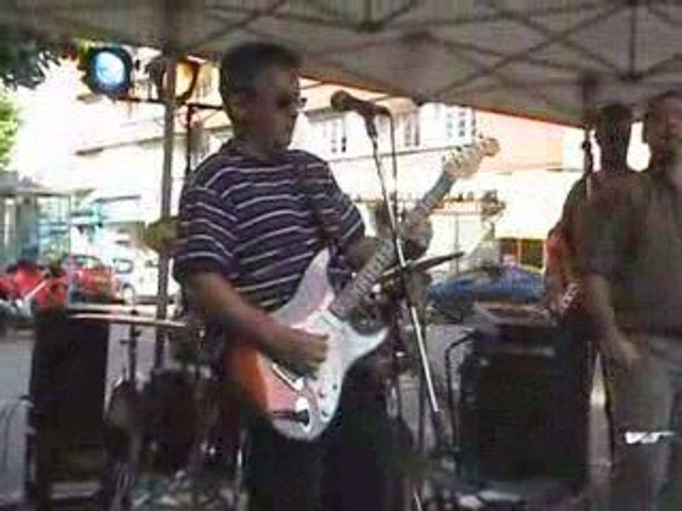 PROUD MARY BY KARLINGUE