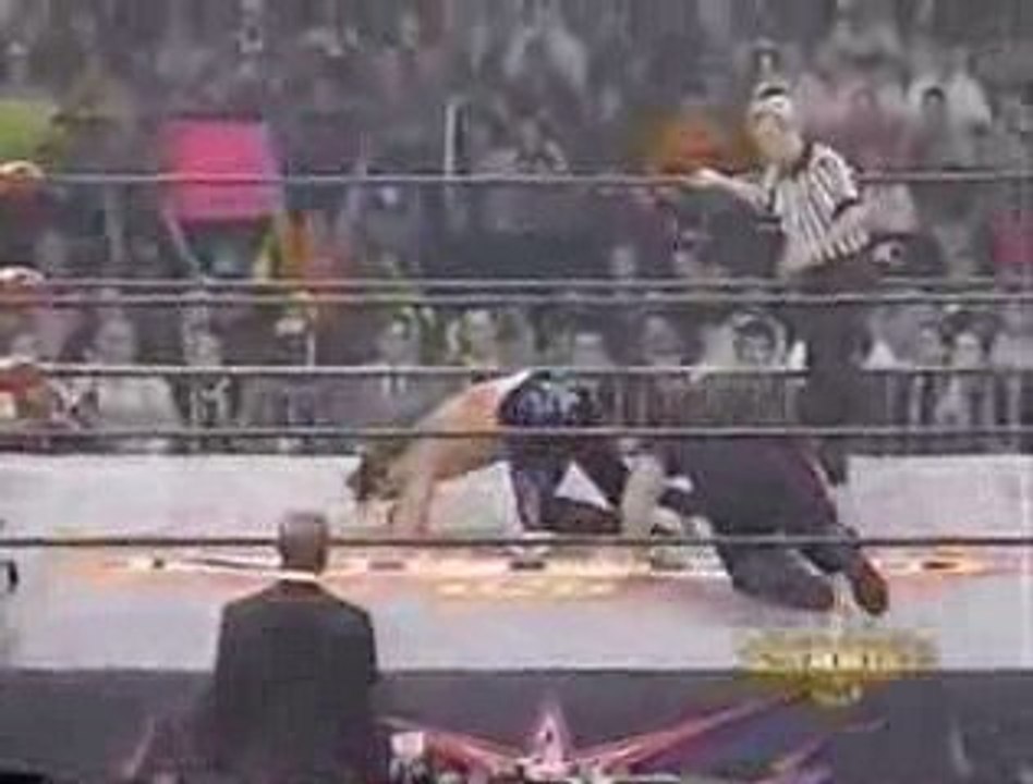 Bam Bam Bigelow vs. Chris Kanyon