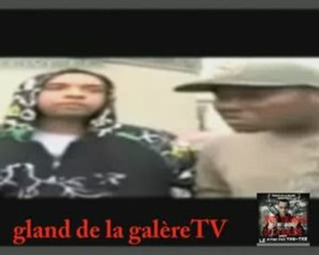 des artistes critiquent les truands de la galère