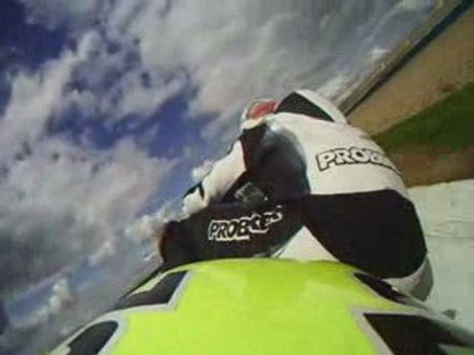 arno Magny-cours FVP 020809 session 5_1