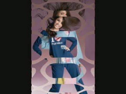 Fotos de Mariana Esposito en Promesse Otoño Invierno 2009